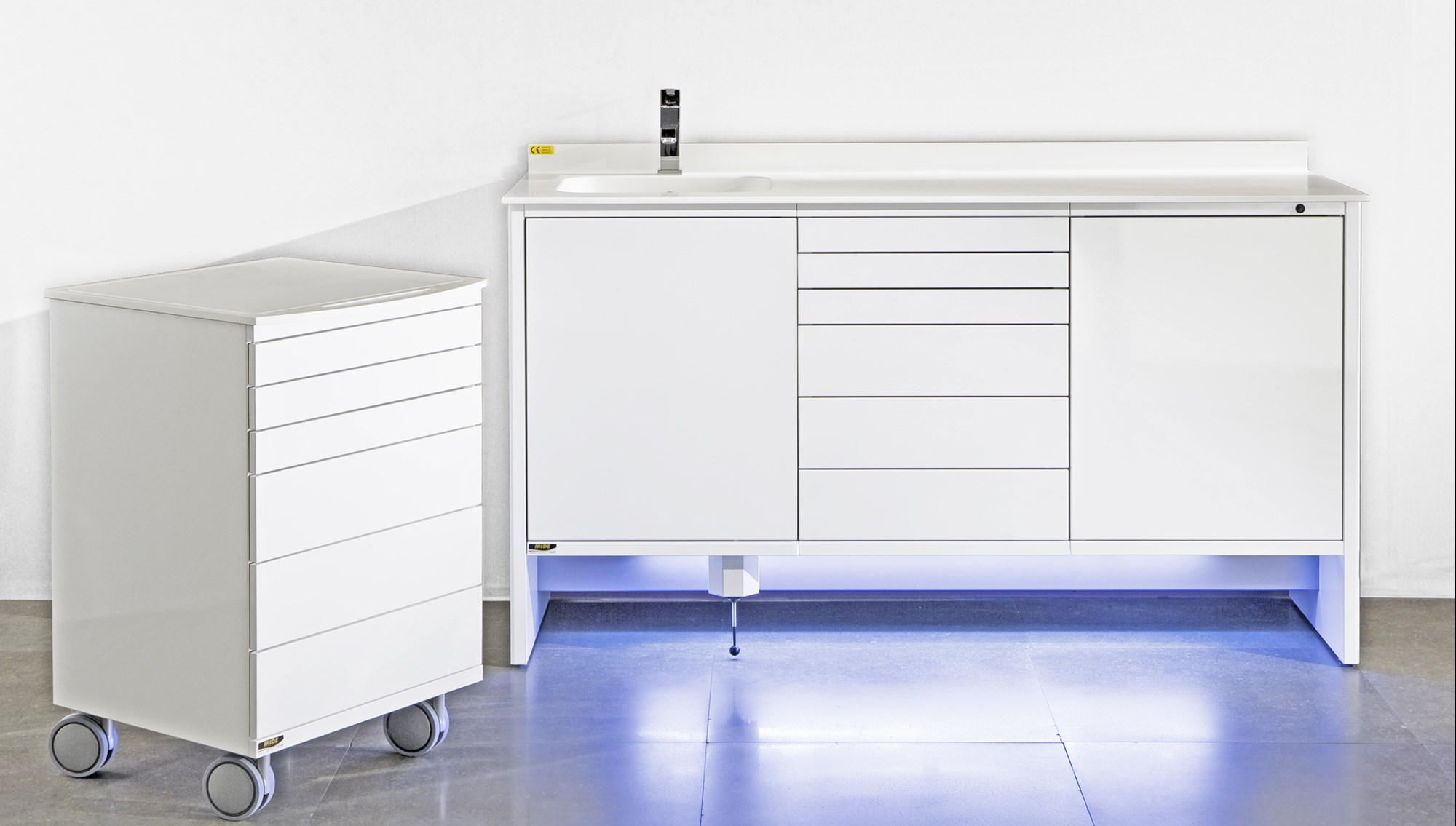 Moduli quadrati e pensili per studio dentistico - Iride International