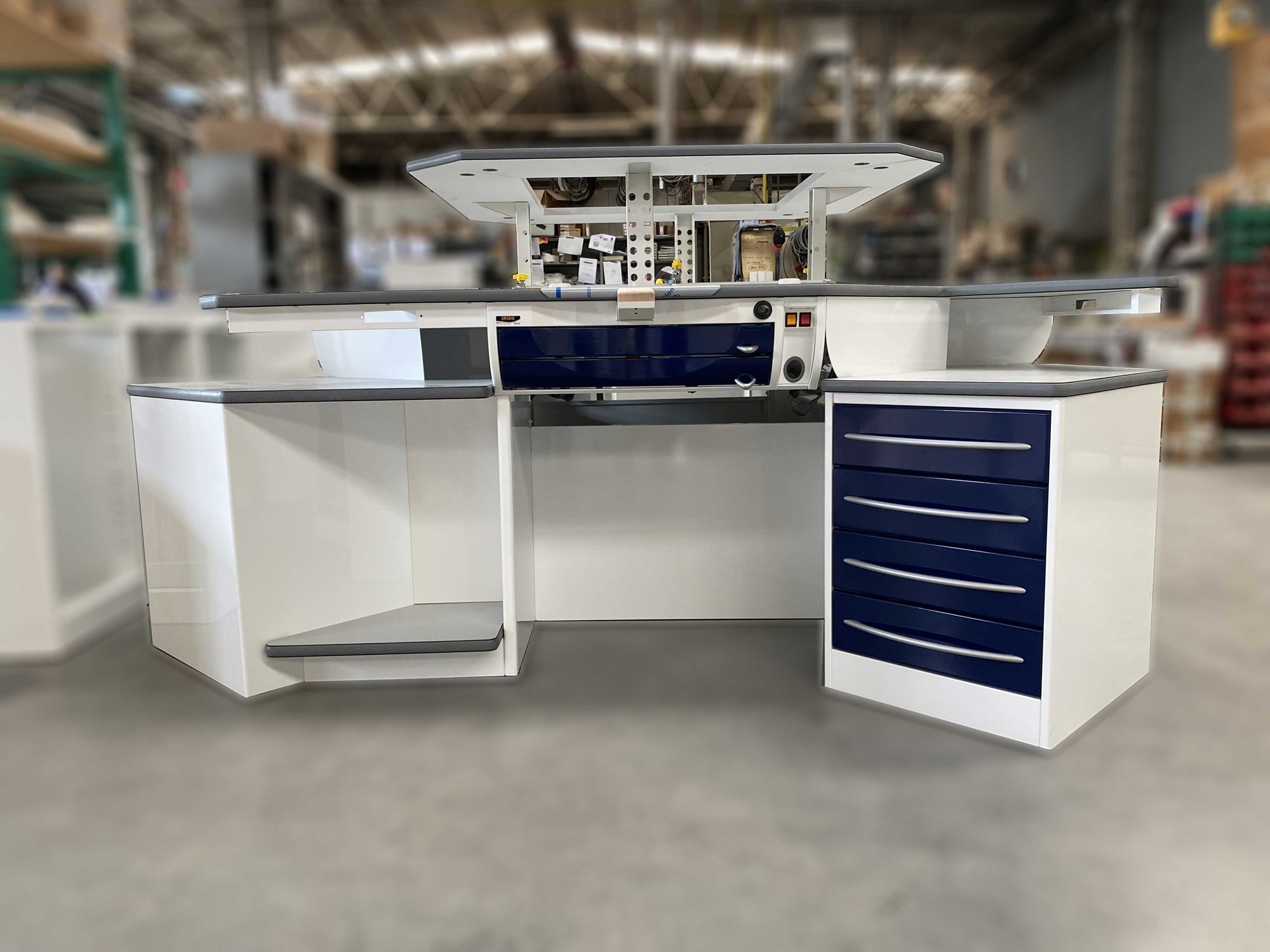 A QUALIDADE DE UM MÓVEL TAMBÉM PODE SER COMPREENDIDA PELA SUA FACILIDADE DE INSTALAÇÃO