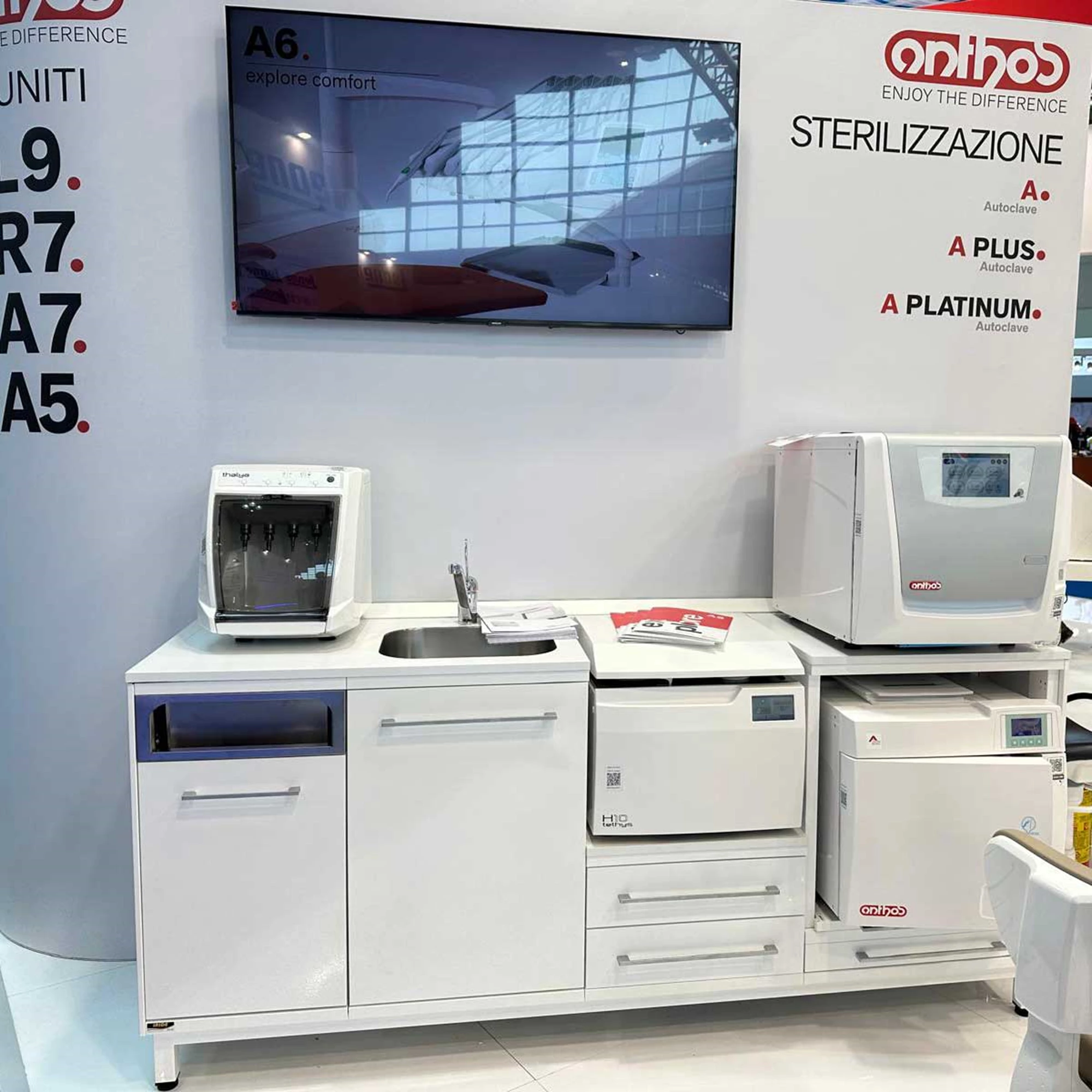 ESPERAMOS VOCÊ EM RIMINI NO STAND HENRY SCHEIN