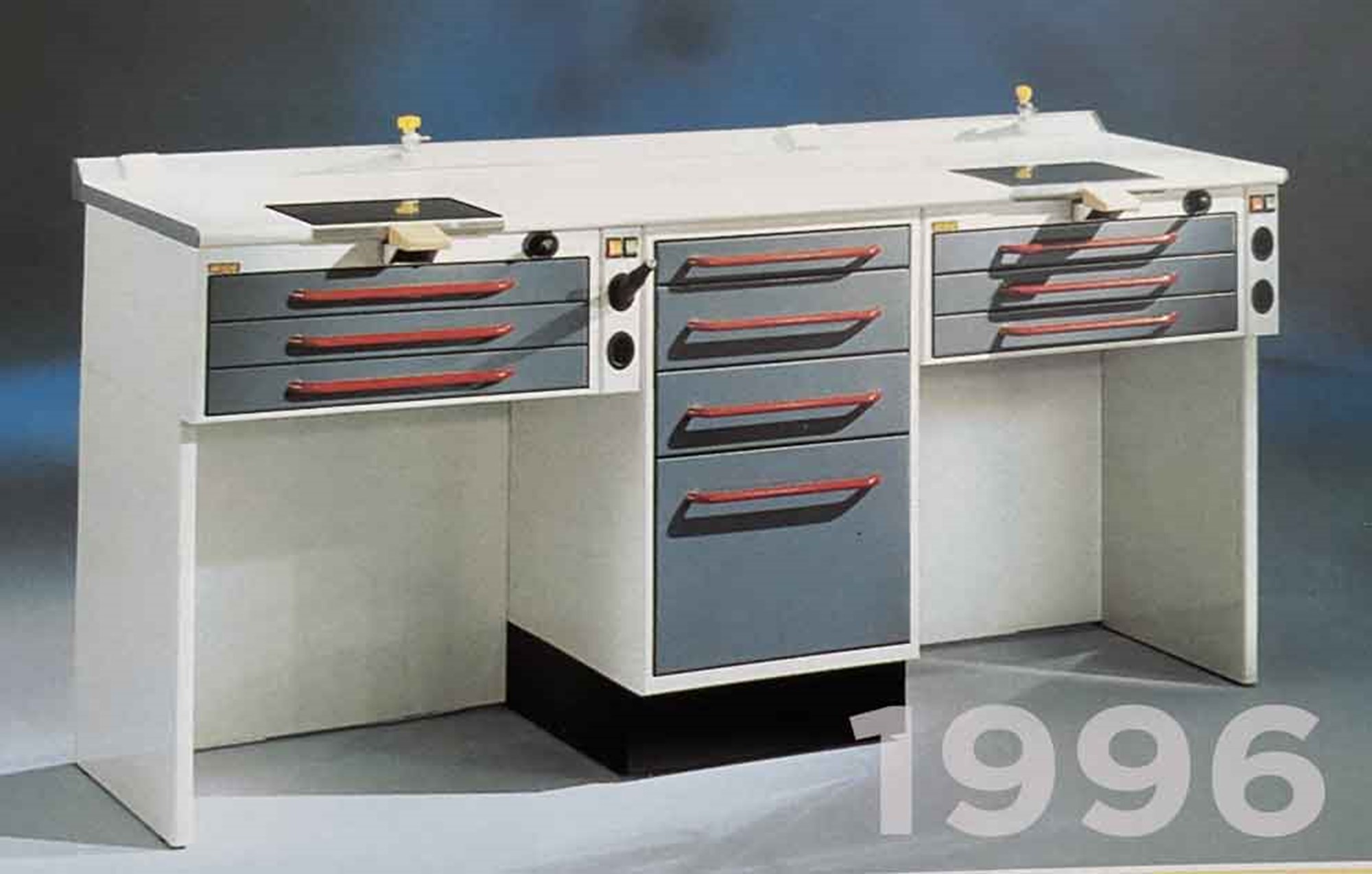 Bancos para laboratorios dentales