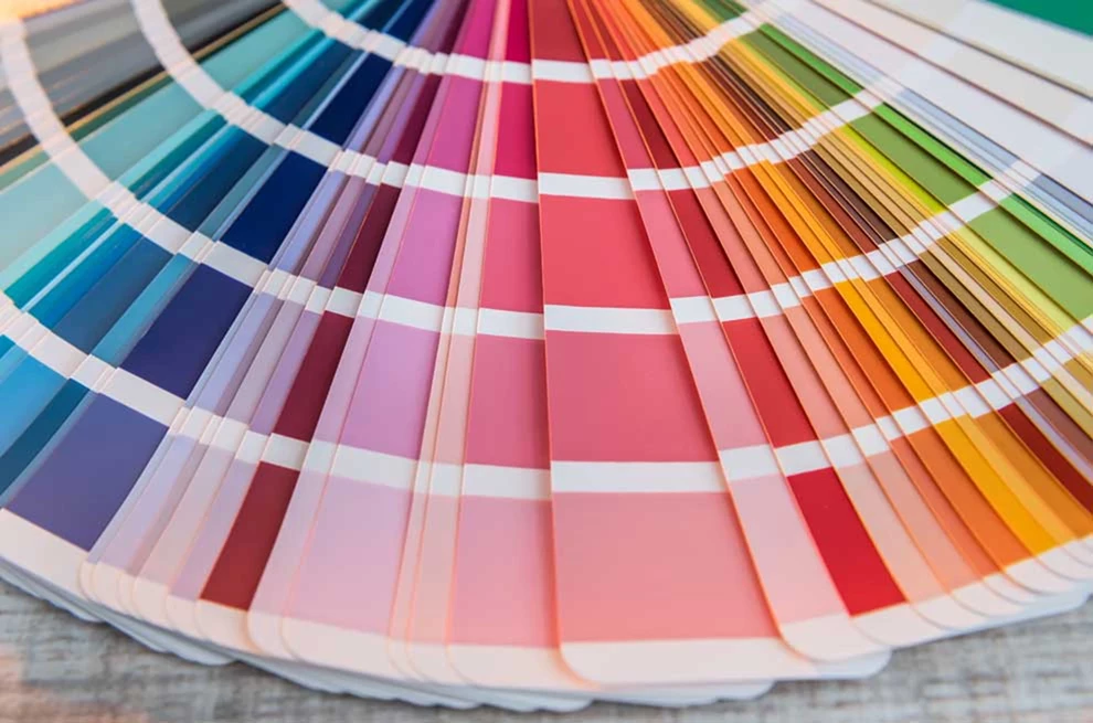 Les couleurs RAL sont une série de couleurs standardisées utilisées principalement en Europe